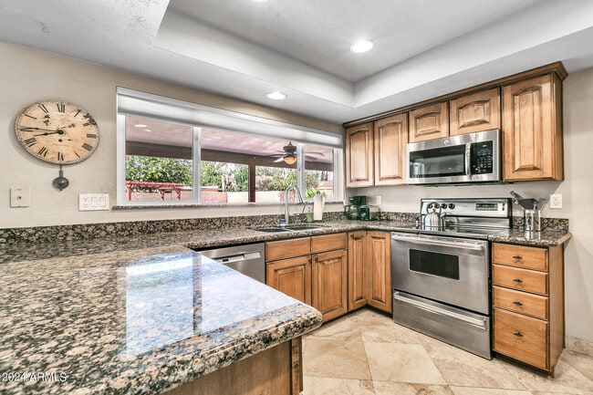 Building Photo - 8532 E San Bruno Dr