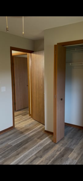 Bedroom 1 - 815 Meadowview Ln