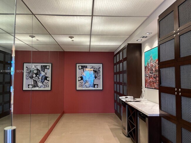 Building Photo - 55 SE 6th St