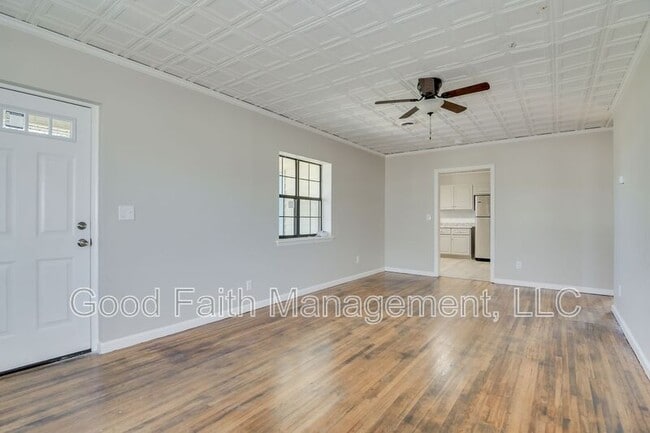 Building Photo - 2401 Norfolk St