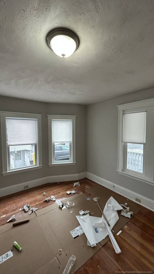 Building Photo - 36 Trident Ave