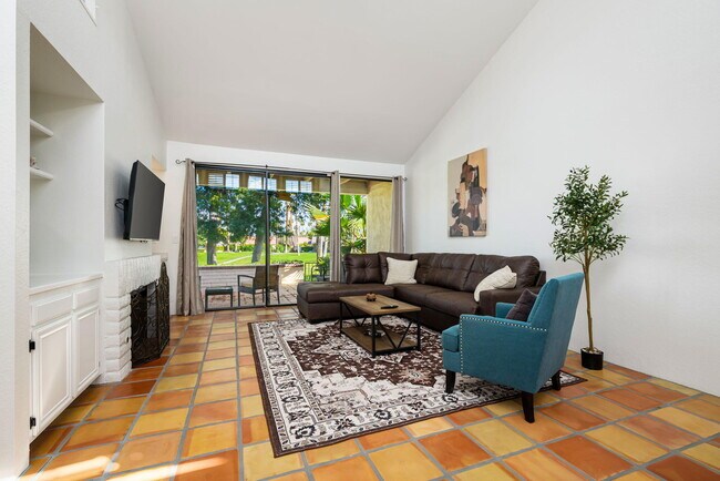 Building Photo - 280 Tolosa Cir