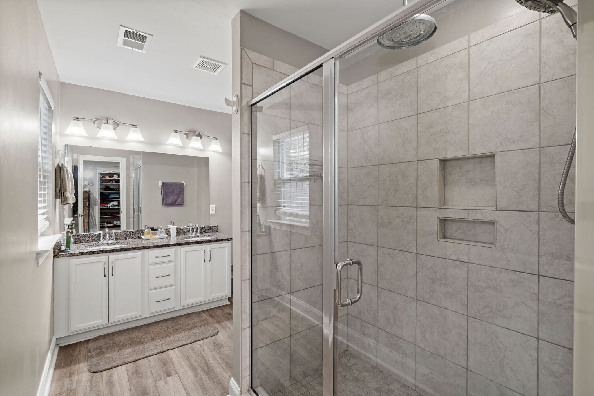 Building Photo - 65 Folly Road Blvd