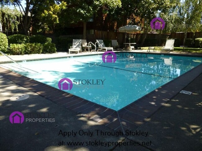 Building Photo - Stokley Properties Presents 2340 Westclffe Lane #G in Walnut Creek!