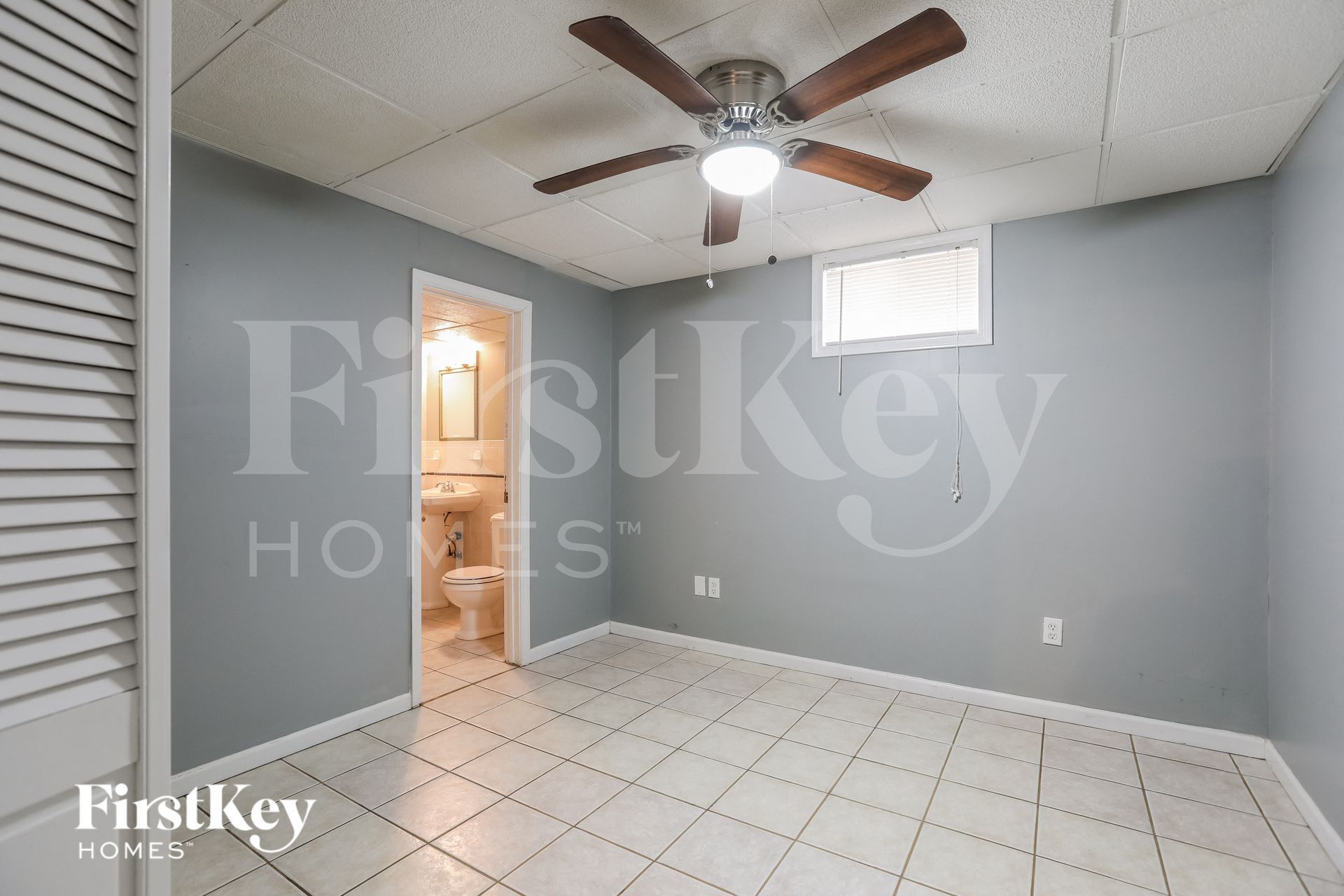 Building Photo - 9000 N Grand Ave