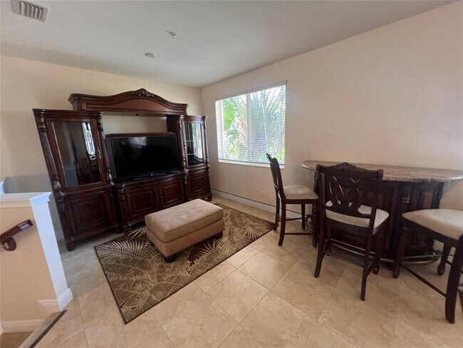 Building Photo - 3014 Waterside Cir
