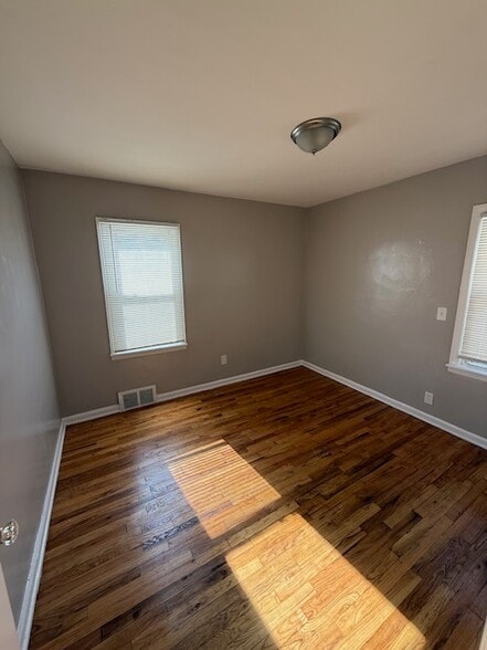 Building Photo - 18403 Conley St