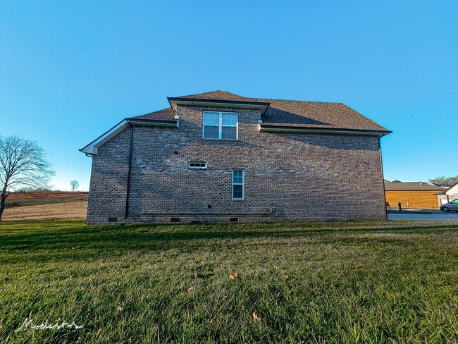 Building Photo - 1718 Oak Frst Dr