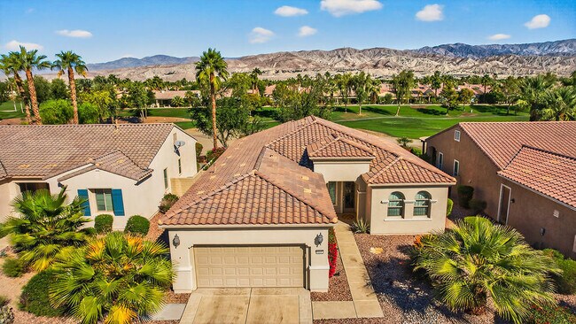 Primary Photo - 81112 Avenida Lorena