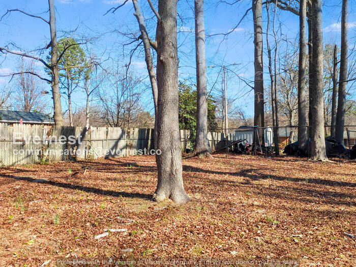 Building Photo - 931 Carrington Dr