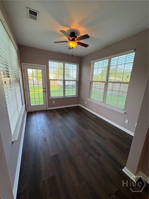 Building Photo - 147 Shady Grove Ln
