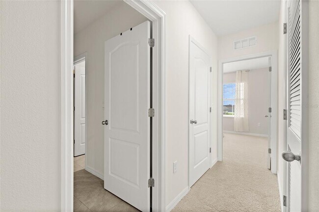 Building Photo - 747 Lazio Cir