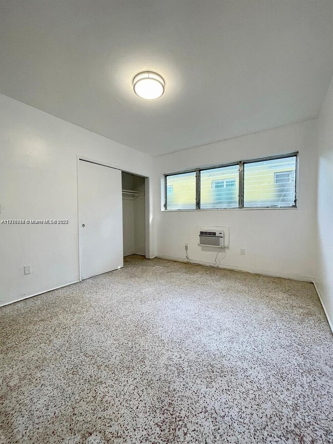 Building Photo - 780 81st St