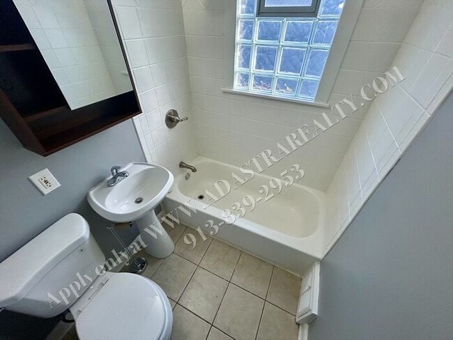 Building Photo - Updated 3 bed 2 bath home in Waldo-Coming SOON!!