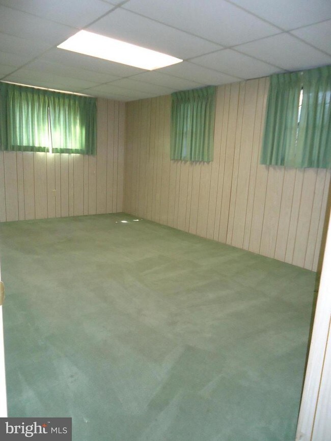 Building Photo - 8727 Litwalton Ct