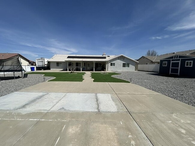 Building Photo - 7450 Paisley Ave