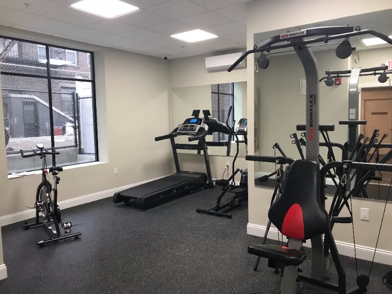 Building Photo - 430 52nd St