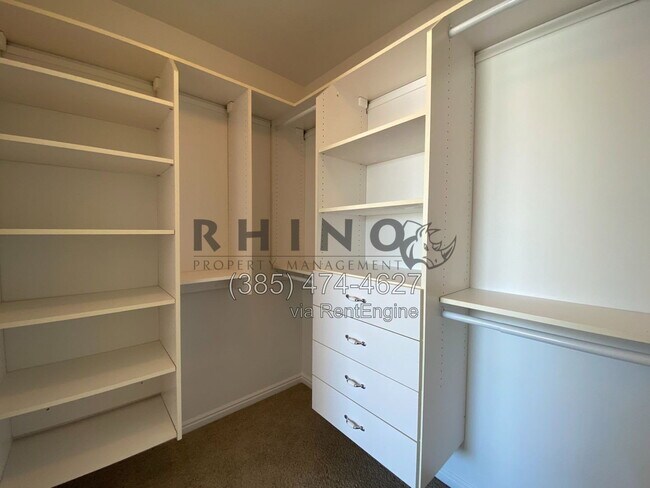 Building Photo - 8 Duchesne Cir
