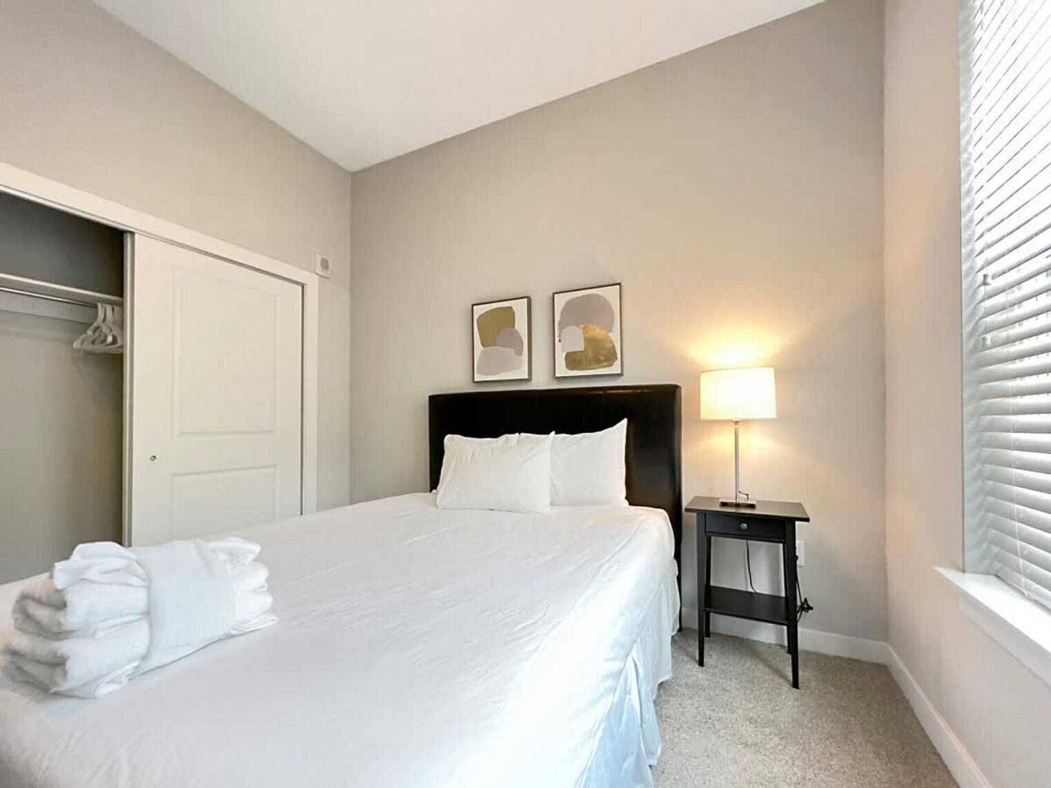 Building Photo - 2615 N Grady Ave