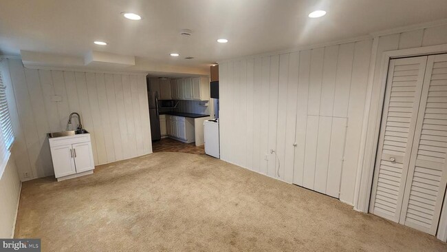 Building Photo - 3165 21st St N