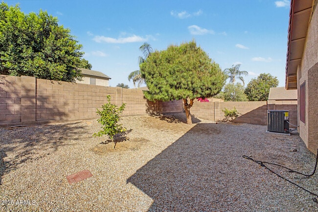 Building Photo - 3626 E Potter Dr