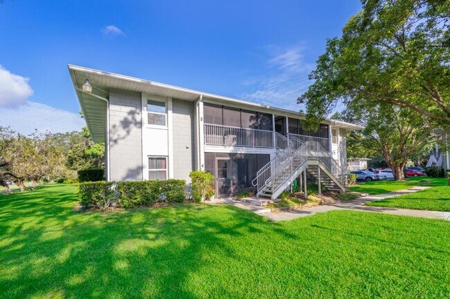 Building Photo - 700 E Airport Blvd