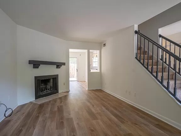 Building Photo - 3276 Heathstead Place