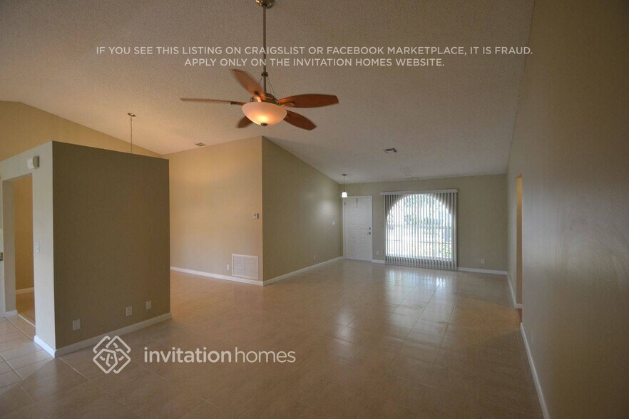 Building Photo - 10320 NW 48th Ct