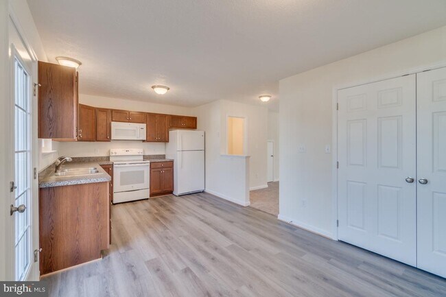 Building Photo - 2926 Sorrell Ct