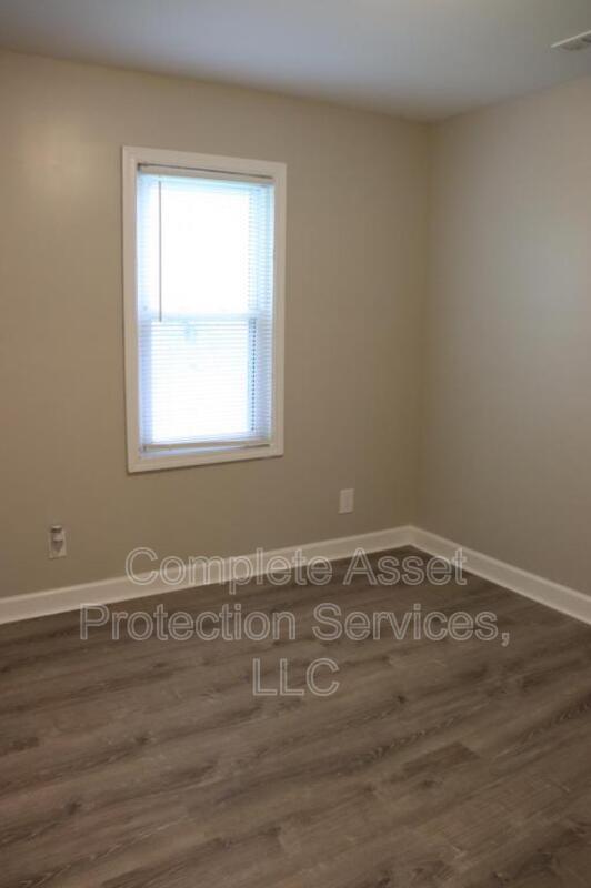 Building Photo - 2873 New Hampshire St