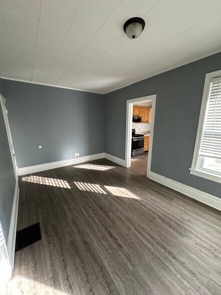 Living Room - 19 S 24th St