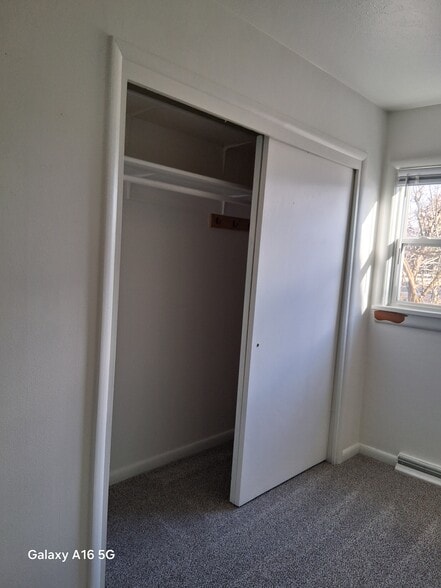 Building Photo - 2424 Mc Cauley Ln