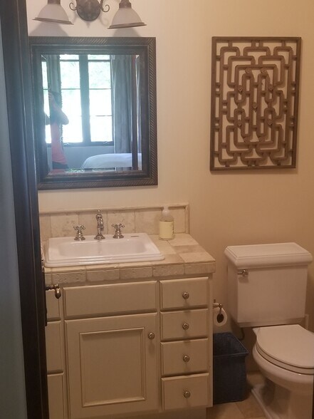 Bathroom - 22 Blue Heron
