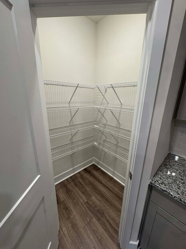 Building Photo - 112 Keating St