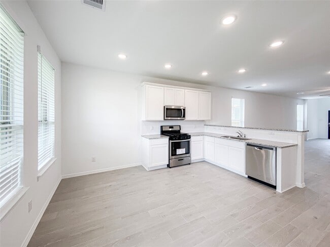 Building Photo - 5622 Tabula Rasa Dr