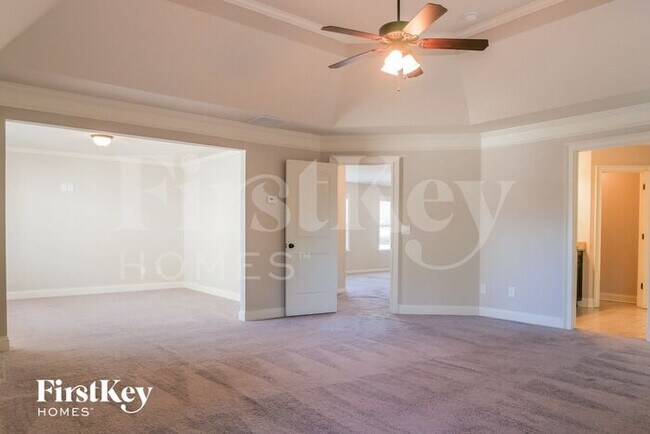 Building Photo - 5706 Jamerson Dr
