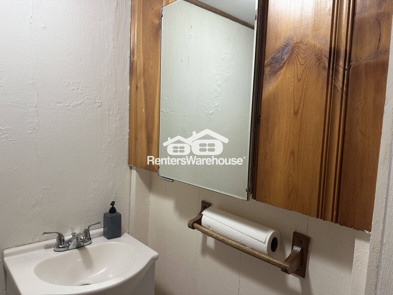 Building Photo - 6518 Loch Hill Ct