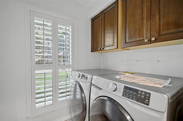 Building Photo - 3321 Heather Hill Dr