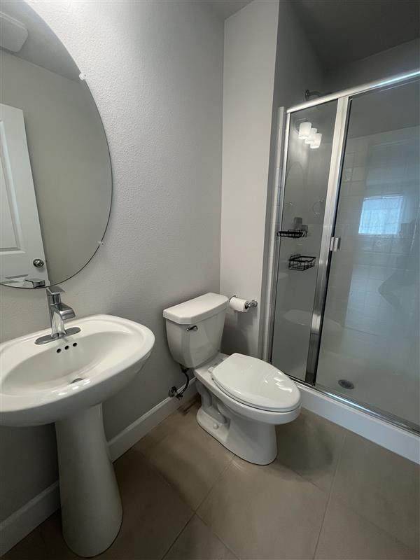 Building Photo - 17009 SW Friendly Ln