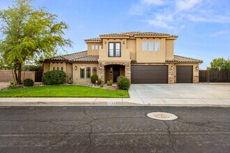 Building Photo - "Spacious 5-Bed Oasis with 3 Baths in Washington, UT – 3,171 Sq Ft of Comfort!"