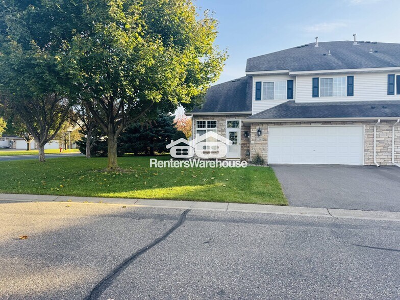 Building Photo - 17119 Eastwood Ave