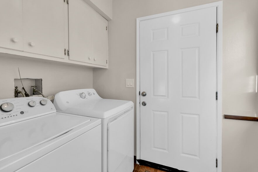 Building Photo - 1322 Marin Ave