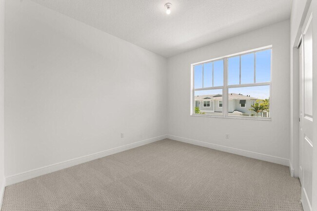 Building Photo - 3567 NW Solange Ct