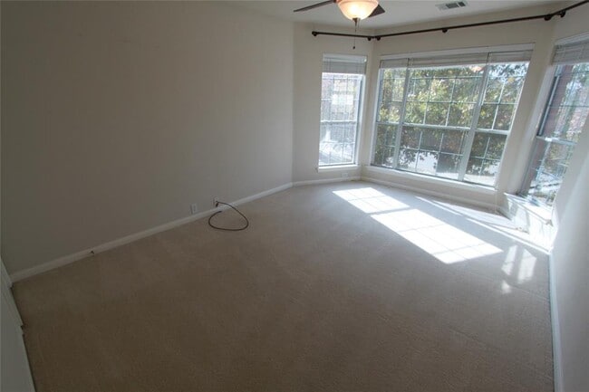 Building Photo - 629 Arrowood Pl