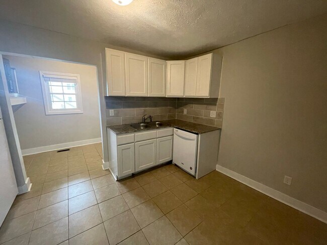 Building Photo - 232 Woodrow Street Apt. A ~ Haymount