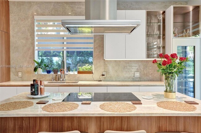 Building Photo - 20824 NE 37th Ave