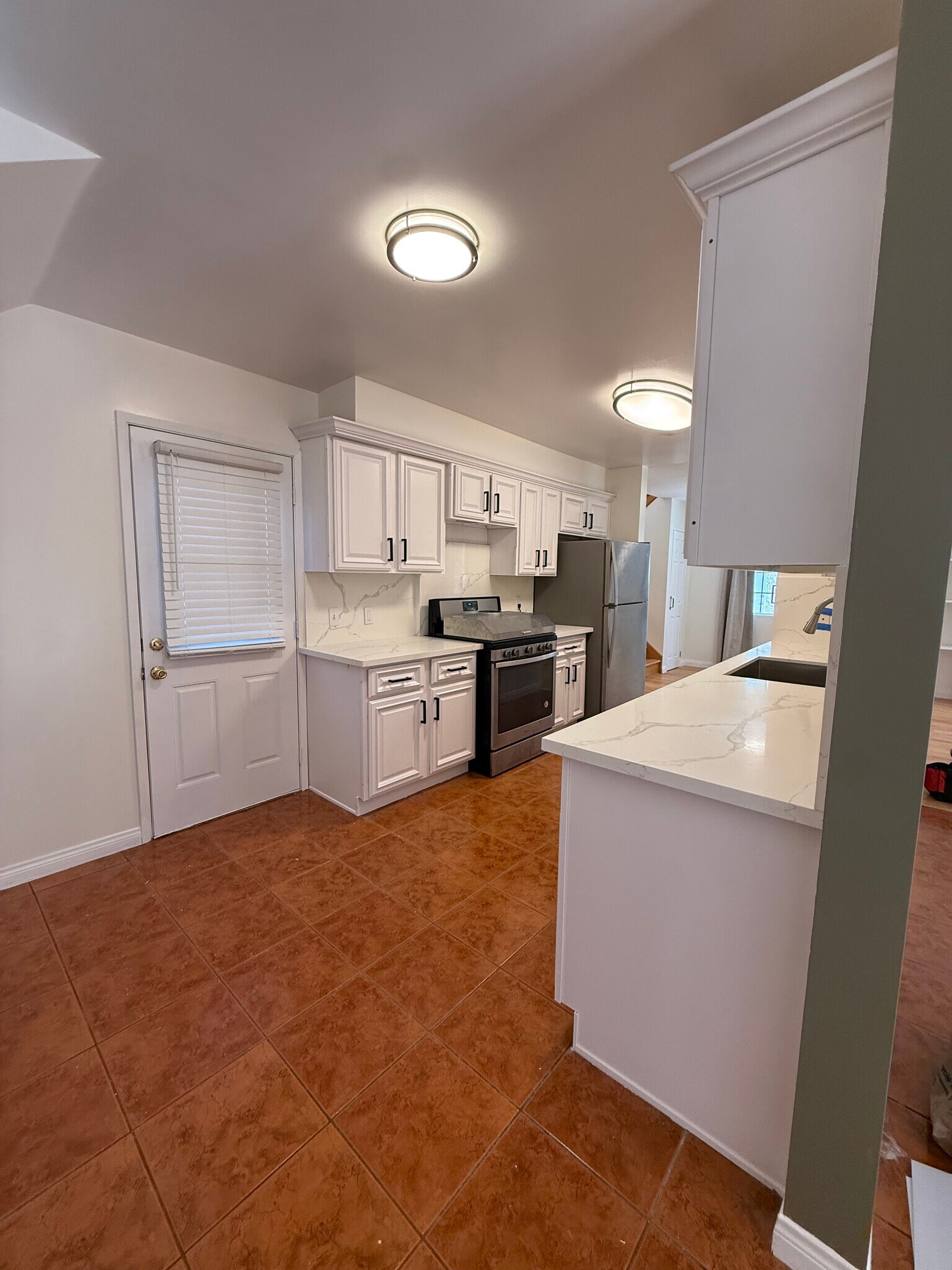 Building Photo - 2446 S Centinela Ave