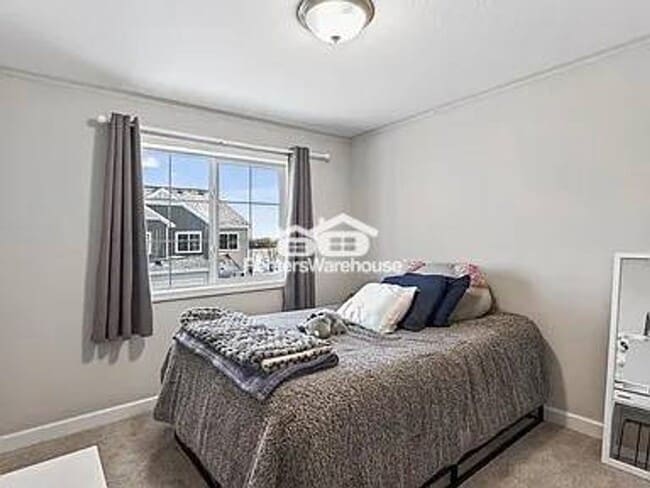 Building Photo - 25584 3rd St W