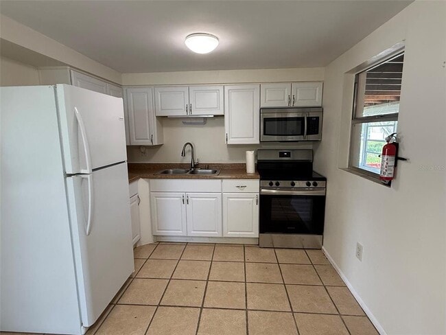 Building Photo - 5405 Riverside Dr