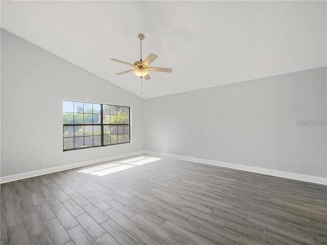 Building Photo - 1463 E Brookshire Ct